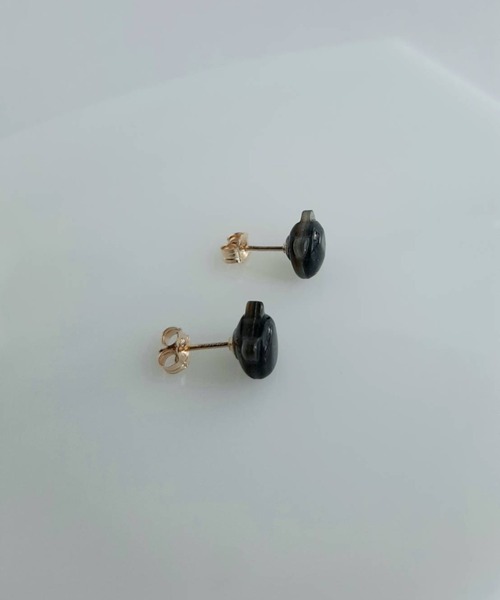 CERCA（チェルカ）の「SARINOHANA/ネコ（猫）一粒シェルピアス/14KGF/SILVER925（ピアス（両耳用）・レディース・ブラック/ホワイト/A/B・FREE）」の16枚目の写真