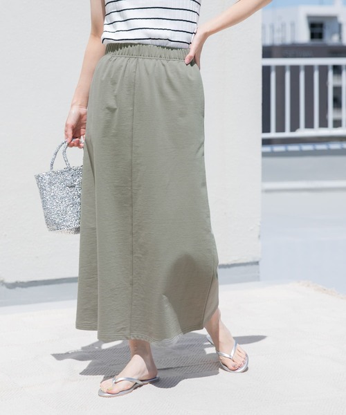 URBAN RESEARCH DOORS(アーバンリサーチドアーズ)の「『セットアップ対応』『UR GREEN』ミニ裏毛イージースカート(スカート・レディース・カーキ/ブラック/ネイビー・MEDIUM)」の13枚目の写真