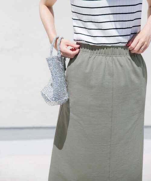 URBAN RESEARCH DOORS(アーバンリサーチドアーズ)の「『セットアップ対応』『UR GREEN』ミニ裏毛イージースカート(スカート・レディース・カーキ/ブラック/ネイビー・MEDIUM)」の19枚目の写真