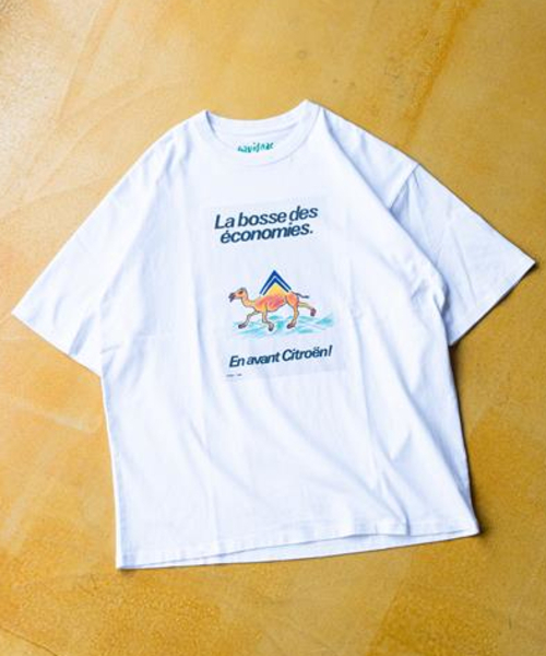 Savignac（サヴィニャック）の「《追加販売》【SAVIGNAC / サビニャック】別注 French Company プリントT（Tシャツ/カットソー・メンズ・イエロー/ブラックミックス/ネイビー/ダークブルー/ブルー系その他/ホワイト/ライトホワイト/レッド/グリーン/ホワイト系その他/オフホワイト/ブラック系その他/ブラック/ホワイト×ホワイト/イエロー系その他・LARGE/MEDIUM/X-LARGE）」の5枚目の写真