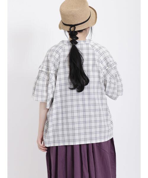 Samansa Mos2（サマンサ モスモス）の「柄アソートフリル切替ブラウス（シャツ/ブラウス・レディース・ネイビー/オフホワイト/ブルー/キナリ・F）」の13枚目の写真