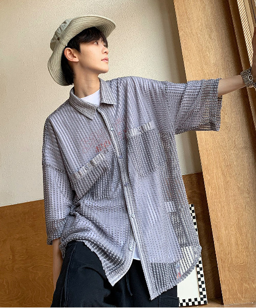 neos(ネオス)の「【neos -addictive design-】ビッグシルエット ダブルポケット シアー メッシュ ストライプ ハーフスリーブ シャツ(シャツ/ブラウス・メンズ・ホワイト/ライトグリーン/オレンジ/ブラック/グレー・MEDIUM/LARGE/X-LARGE)」の3枚目の写真