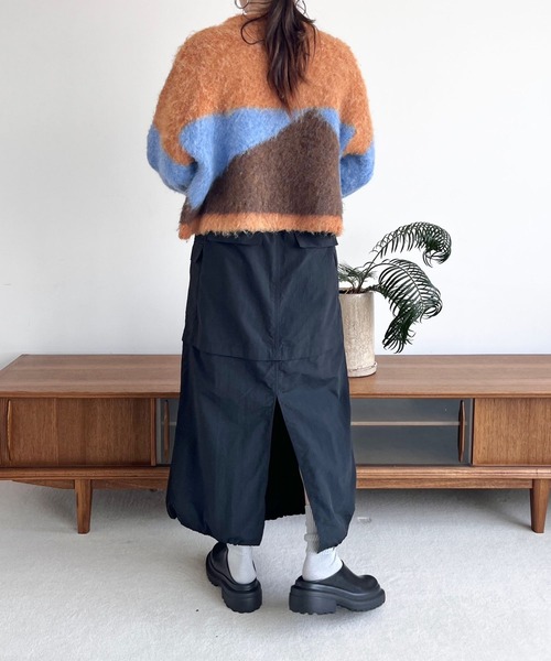 LOWRYS FARM（ローリーズファーム）の「ブークレアソートガラプルオーバーLS  977801（ニット/セーター・レディース・オレンジ/グリーン/パープル/ブラウン・FREE）」の7枚目の写真