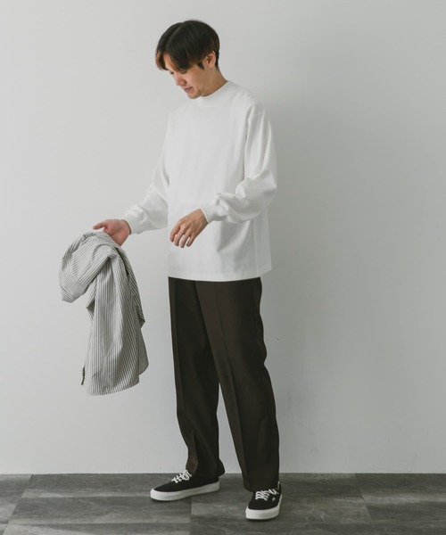 URBAN RESEARCH DOORS(アーバンリサーチドアーズ)の「USAコットンモックネックロングスリーブTシャツ(Tシャツ/カットソー・メンズ・ホワイト/チャコールグレー/グレー系その他・MEDIUM/LARGE)」の19枚目の写真