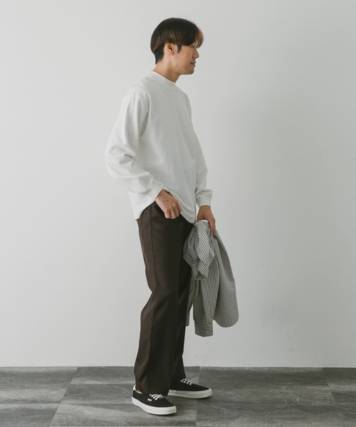 URBAN RESEARCH DOORS(アーバンリサーチドアーズ)の「USAコットンモックネックロングスリーブTシャツ(Tシャツ/カットソー・メンズ・ホワイト/チャコールグレー/グレー系その他・MEDIUM/LARGE)」の20枚目の写真