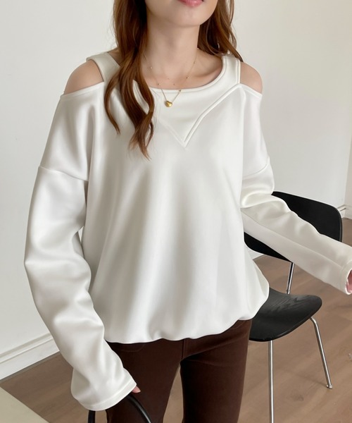 emi+(エミプラス)の「ショルダーカットアウト段ボールスウェットプルオーバー(Tシャツ/カットソー・レディース・チャコールグレー/ホワイト/ブラック・M/L)」の1枚目の写真