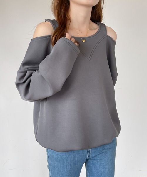 emi+(エミプラス)の「ショルダーカットアウト段ボールスウェットプルオーバー(Tシャツ/カットソー・レディース・チャコールグレー/ホワイト/ブラック・M/L)」の13枚目の写真