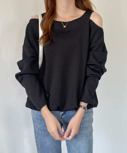 emi+(エミプラス)の「ショルダーカットアウト段ボールスウェットプルオーバー(Tシャツ/カットソー・レディース・チャコールグレー/ホワイト/ブラック・M/L)」の16枚目の写真
