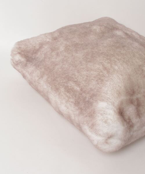 X-girl（エックスガール）の「FAUX FUR SHOULDER BAG（ショルダーバッグ・レディース・パープル/ホワイト/ブラック・ONE SIZE）」の15枚目の写真