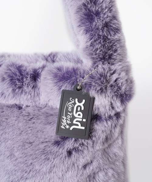 X-girl（エックスガール）の「FAUX FUR SHOULDER BAG（ショルダーバッグ・レディース・パープル/ホワイト/ブラック・ONE SIZE）」の8枚目の写真