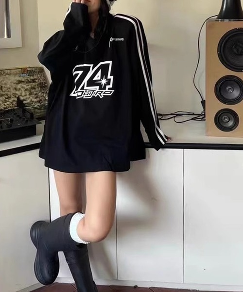 LYEON(リヨン)の「サイドラインVネックロンT(Tシャツ/カットソー・レディース・ホワイト/ブラック・FREE)」の4枚目の写真