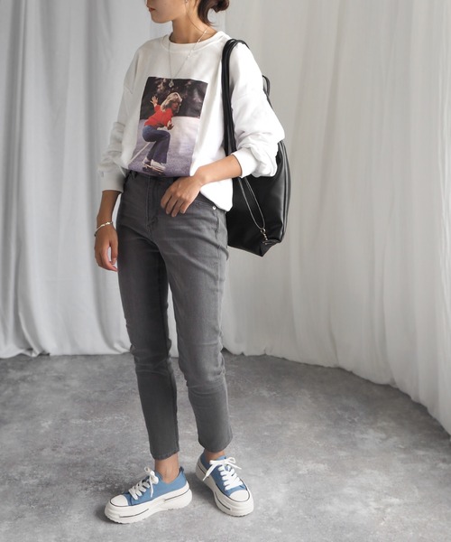 alala（アララ）の「キャンバス/メタリック厚底スニーカー ＜ 伸びるシューレース ＞（スニーカー・レディース・ブラック/シルバー系その他/ブルー/カーキ/ライトベージュ・S/M/LL/L）」の15枚目の写真