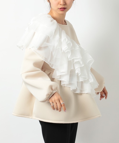 SETUP7（セットアップセブン）の「【SETUP7】フラッフィーフリルケープ 付け襟 trc（付け襟・レディース・オフホワイト/ブラック/ベージュ・FREE）」の2枚目の写真