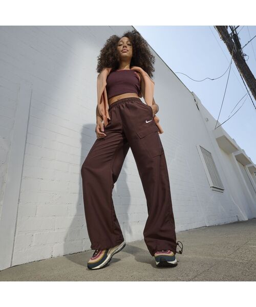 NIKE(ナイキ)の「ナイキ エア マックス 97 ウィメンズシューズ / Nike Air Max 97 Women's Shoes<22-29cm 展開>(スニーカー・レディース・ダークグリーン・24/26/27/27.5/25.5/25/26.5/28/28.5/29/23/22.5/24.5/23.5/22)」の10枚目の写真