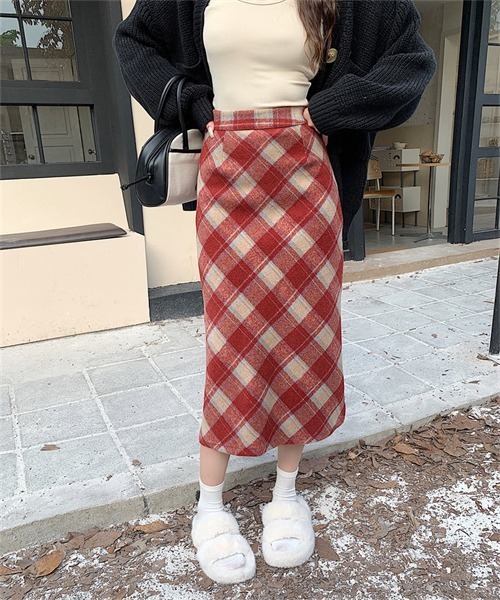Dream garden(ドリームガーデン)の「バックスリットチェック柄スカート(スカート・レディース・ブラック/ベージュ/レッド・S/L/XL/M)」の3枚目の写真