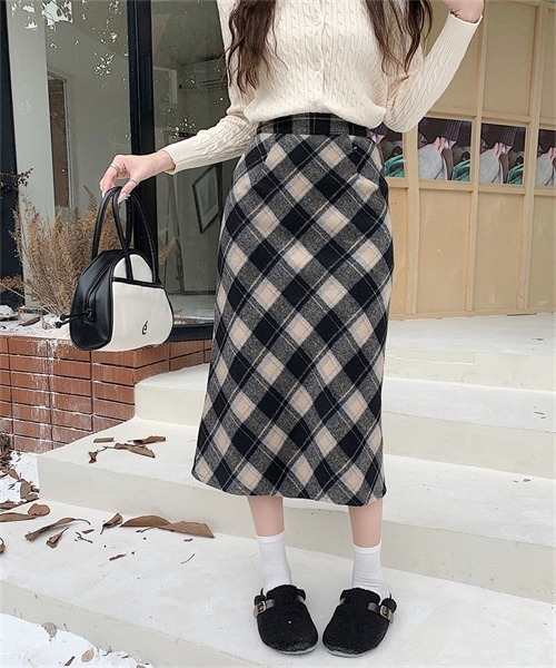 Dream garden(ドリームガーデン)の「バックスリットチェック柄スカート(スカート・レディース・ブラック/ベージュ/レッド・S/L/XL/M)」の10枚目の写真