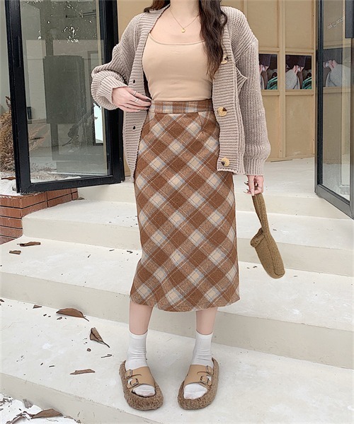 Dream garden(ドリームガーデン)の「バックスリットチェック柄スカート(スカート・レディース・ブラック/ベージュ/レッド・S/L/XL/M)」の18枚目の写真