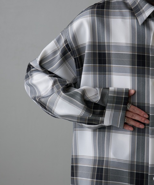 Lui's（ルイス）の「ロイヤルチェックスリットボリュームシャツ（シャツ/ブラウス・メンズ・グレー/ホワイト・FREE）」の20枚目の写真