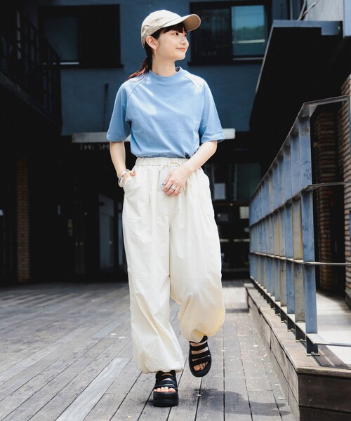 B:MING by BEAMS(ビーミングバイビームス)の「B:MING by BEAMS / モックネック ラグラン Tシャツ(Tシャツ/カットソー・レディース・ブラウン系その他2/オフホワイト/ブラック/ブルー系その他・ONE SIZE)」の22枚目の写真