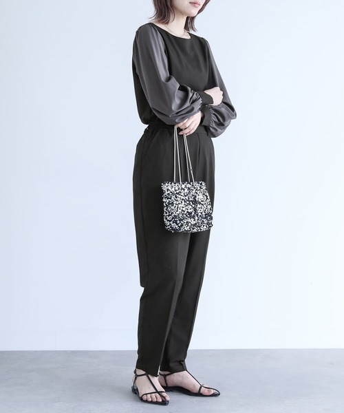 n'OrLABEL（ノアールレーベル）の「【セットアップ2点セット】『異素材ブラウスセットアップ』（パンツドレス・レディース・ブラック/ライトグレー・1/2）」の6枚目の写真