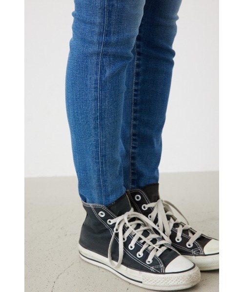 RODEO CROWNS WIDE BOWL(ロデオクラウンズワイドボウル)の「RODEASY SKINNY DENIM(デニムパンツ・レディース・ブルー/ブラック/ダークブルー・MEDIUM/X-SMALL/SMALL)」の15枚目の写真
