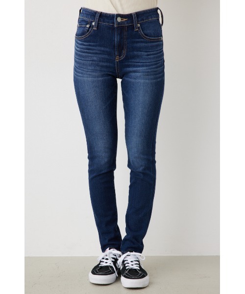 RODEO CROWNS WIDE BOWL(ロデオクラウンズワイドボウル)の「RODEASY SKINNY DENIM(デニムパンツ・レディース・ブルー/ブラック/ダークブルー・MEDIUM/X-SMALL/SMALL)」の17枚目の写真