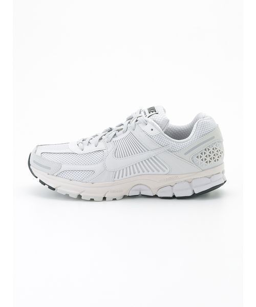 NIKE(ナイキ)の「【NIKE】BV1358-001 ZOOM VOMERO 5 ズーム ボメロ 5(スニーカー・メンズ・ホワイト・26.5cm/27cm/27.5cm/28cm/28.5cm/29cm)」の6枚目の写真