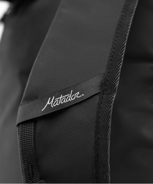 Matador（マタドール）の「【Matador】REFRACTION PACKABLE BACKPACK（バックパック/リュック・メンズ・ブラック・FREE）」の13枚目の写真