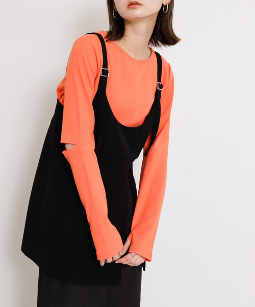 SENSE OF PLACE by URBAN RESEARCH(センスオブプレイスバイアーバンリサーチ)の「エルボースリットコンパクトトップ(Tシャツ/カットソー・レディース・アイボリー/チャコールグレー/レッド・ONE)」の1枚目の写真