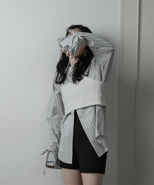 lawgy（ラウジー）の「lame knit bustier / ラメニットビスチェ（ベスト・レディース・グレー/ホワイト・FREE）」の3枚目の写真