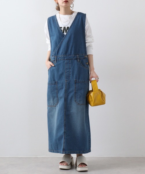 atONE(アットワン)の「atONE カシュクールデニムジャンスカ(ジャンパースカート・レディース・ワンウォッシュ/ブルー/ネイビー・L/3L/4L/LL/M)」の9枚目の写真
