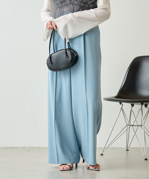 COLLAGE GALLARDAGALANTE(コラージュガリャルダガランテ)の「ジャージワイドパンツ/セットアップ可(スラックス・レディース・ブラック/ベージュ/ブルー・1/0/TM/PS)」の17枚目の写真