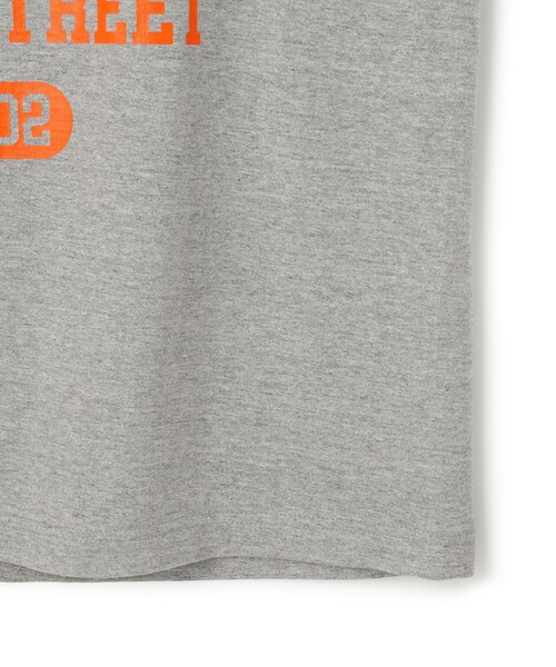 J.PRESS YORK STREET(ジェイプレスヨークストリート)の「【UNISEX】カレッジロゴTシャツ(Tシャツ/カットソー・メンズ・アイボリー系/グレー系/ライトグレー系/ダルブルー系・SMALL/MEDIUM/LARGE)」の8枚目の写真