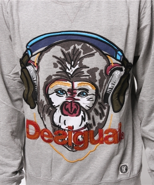 Desigual（デシグアル）の「「Desigual/デシグアル」モンキープリントスウェット（ニット/セーター・メンズ・グレー・X-LARGE/LARGE/MEDIUM/XX-LARGE）」の5枚目の写真