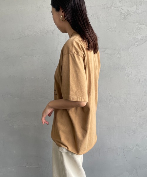 FUNG（ファング）の「[FUNG/ファング] LA.DONUT FRONT カットオフプリントTシャツ（Tシャツ/カットソー・レディース・ベージュ/ホワイト・M）」の21枚目の写真