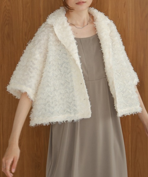 Bab（バブ）の「フリルジャガードシャツジャケット（テーラードジャケット・レディース・アイボリー/ブラック・M）」の8枚目の写真