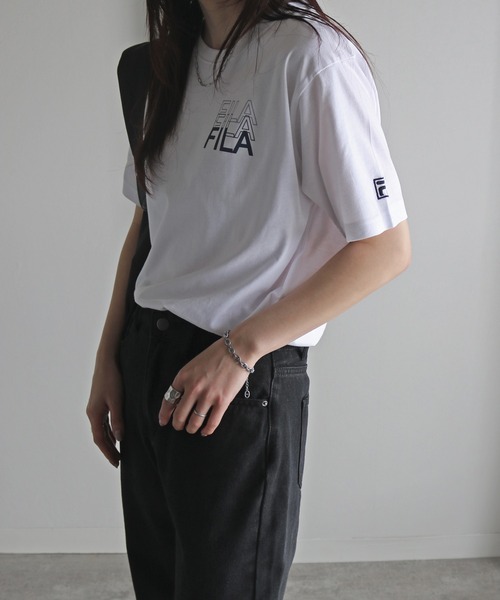 FILA（フィラ）の「ＦＩＬＡ３段ロゴバックプリントＴシャツ（Tシャツ/カットソー・レディース・スミクロ/ネイビー/ホワイト/ピンク/ブラック/オフホワイト/杢グレー・M/L/XL）」の9枚目の写真