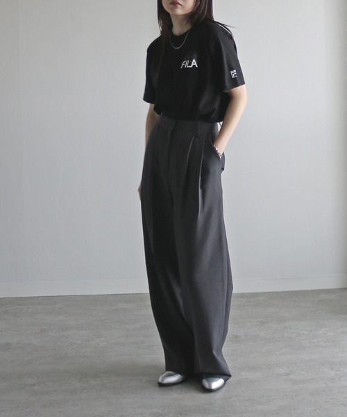 FILA（フィラ）の「ＦＩＬＡ３段ロゴバックプリントＴシャツ（Tシャツ/カットソー・レディース・スミクロ/ネイビー/ホワイト/ピンク/ブラック/オフホワイト/杢グレー・M/L/XL）」の19枚目の写真