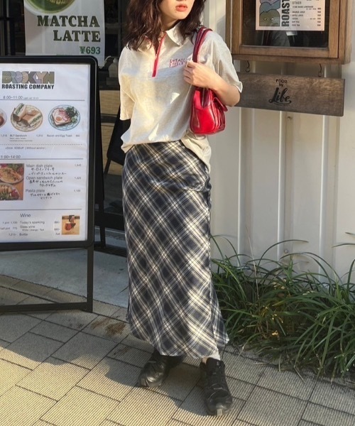 nemne store(ネンネストア)の「《低身長サイズあり》配色ハーフジップポロTシャツ(Tシャツ/カットソー・レディース・オートミール/ネイビー/レッド・SMALL/MEDIUM)」の10枚目の写真