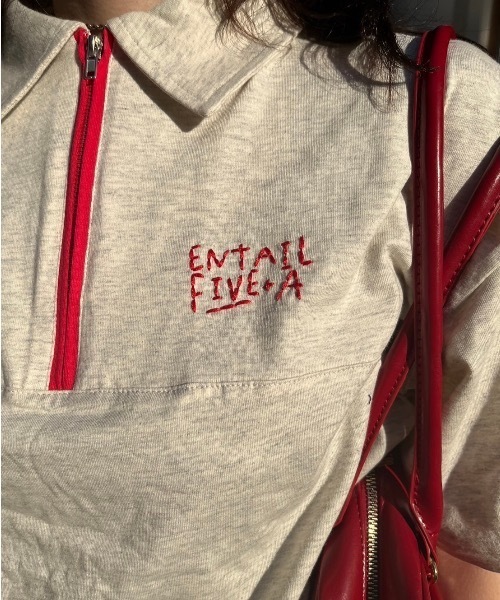 nemne store(ネンネストア)の「《低身長サイズあり》配色ハーフジップポロTシャツ(Tシャツ/カットソー・レディース・オートミール/ネイビー/レッド・SMALL/MEDIUM)」の6枚目の写真