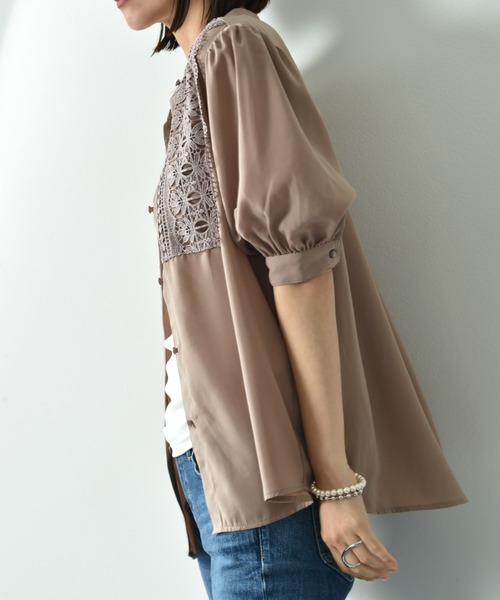 INTERPLANET(インタープラネット)の「デシン*レース5分袖ブラウス(シャツ/ブラウス・レディース・オフホワイト/グレイッシュベージュ/ブラック・FREE)」の16枚目の写真