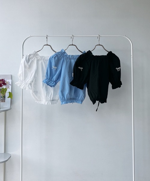 AS KNOW AS plus（アズノゥアズプラス）の「◎シャーリングギャザーちりばめリボン5分袖ブラウス（シャツ/ブラウス・レディース・ブラック/ブルー/オフホワイト・FREE）」の11枚目の写真