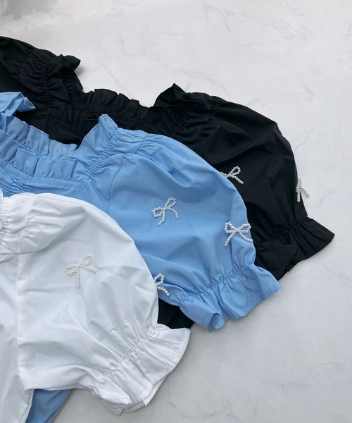 AS KNOW AS plus（アズノゥアズプラス）の「◎シャーリングギャザーちりばめリボン5分袖ブラウス（シャツ/ブラウス・レディース・ブラック/ブルー/オフホワイト・FREE）」の9枚目の写真