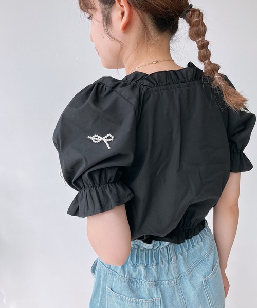 AS KNOW AS plus（アズノゥアズプラス）の「◎シャーリングギャザーちりばめリボン5分袖ブラウス（シャツ/ブラウス・レディース・ブラック/ブルー/オフホワイト・FREE）」の20枚目の写真