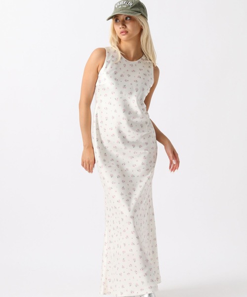 FOREVER 21(フォーエバー トゥエンティーワン)の「サテンワンピース(ワンピース・レディース・イエロー/ホワイト・SMALL/MEDIUM)」の4枚目の写真