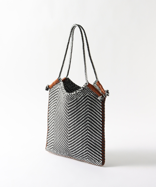 Dragon Diffusion(ドラゴンディフュージョン)の「DRAGON DIFFUSION (ドラゴン ディフュージョン) MINGA TOTE 3-COLOR 8149/3(ショルダーバッグ・メンズ・ブラック系その他・FREE)」の1枚目の写真