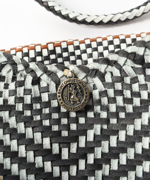 Dragon Diffusion(ドラゴンディフュージョン)の「DRAGON DIFFUSION (ドラゴン ディフュージョン) MINGA TOTE 3-COLOR 8149/3(ショルダーバッグ・メンズ・ブラック系その他・FREE)」の8枚目の写真