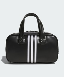 adidas（アディダス）の「スリーストライプス ラウンドボストン