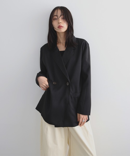 LIAN（リアン）の「ダブルテーラードジャケット（テーラードジャケット・レディース・グレイッシュベージュ/ブラック/グレー・FREE）」の9枚目の写真