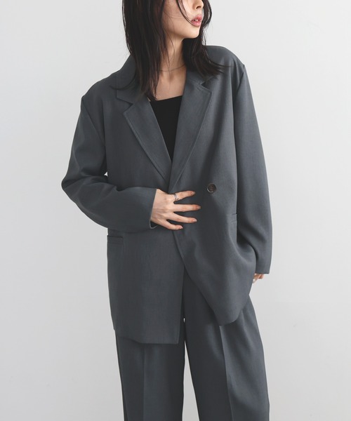 LIAN（リアン）の「ダブルテーラードジャケット（テーラードジャケット・レディース・グレイッシュベージュ/ブラック/グレー・FREE）」の17枚目の写真